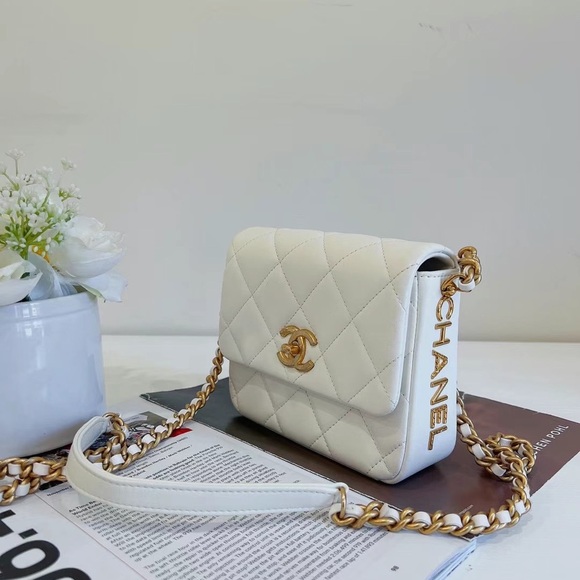 CHANEL 2021 WHITE LAMBSKIN SIDE NOTE SQUARE FLAP NEW - Picture 2 of 6